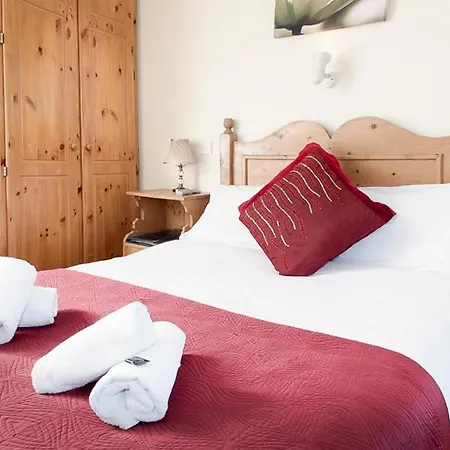 Rusheen Bay House 4* Galway